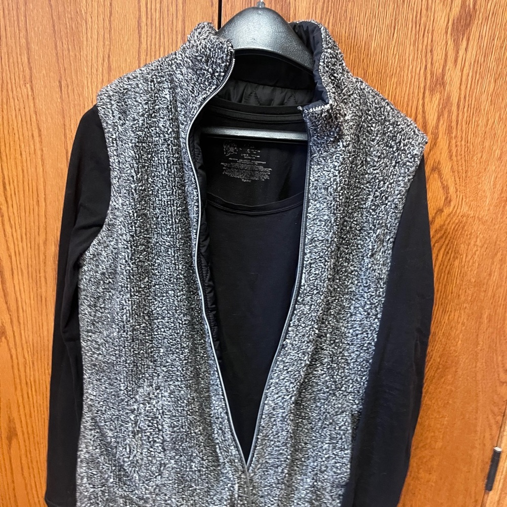 Women's Reversible Vest